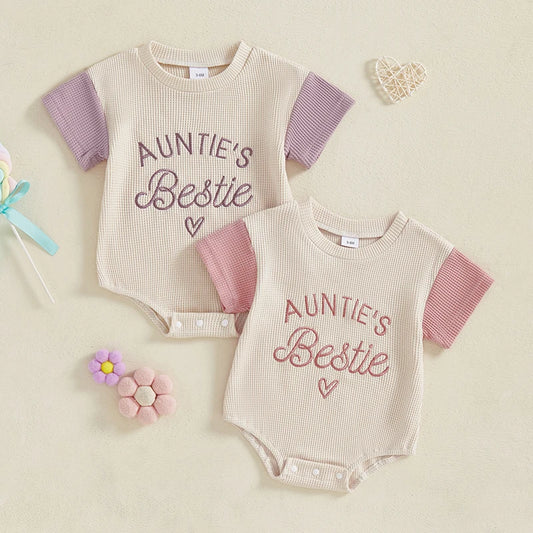 Baby Girl "Auntie's Bestie" Contrast Color Letter Embroidery Waffle Onesie